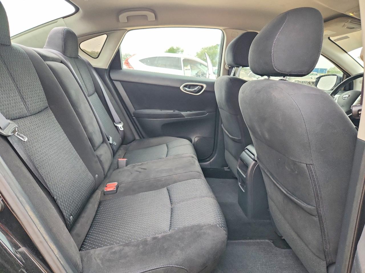 2015 NISSAN SENTRA SR photo 28