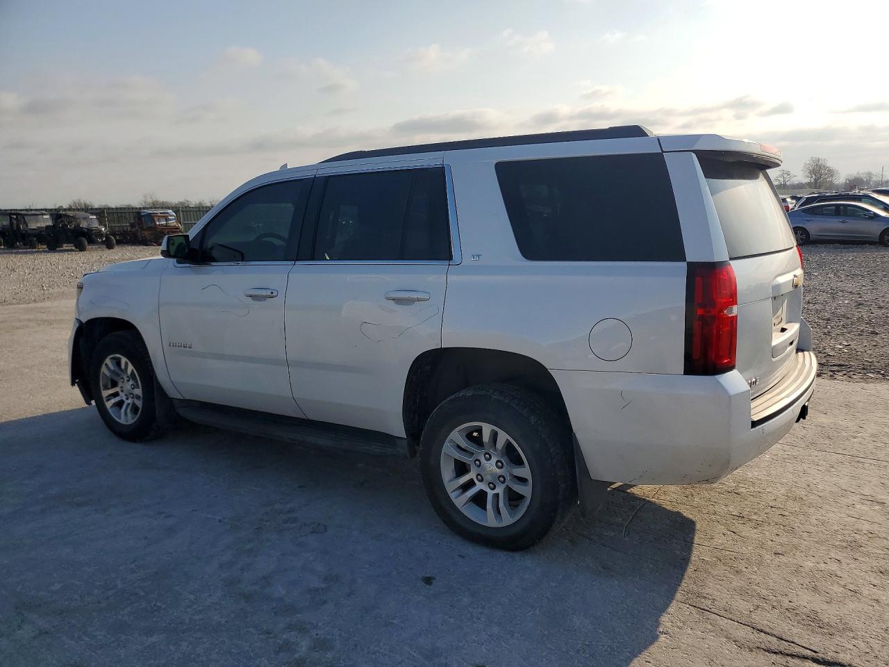 2016 CHEVROLET TAHOE K1500 LT photo 2