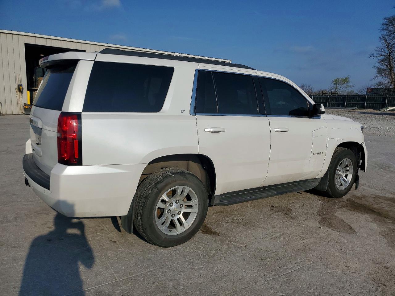 2016 CHEVROLET TAHOE K1500 LT photo 3