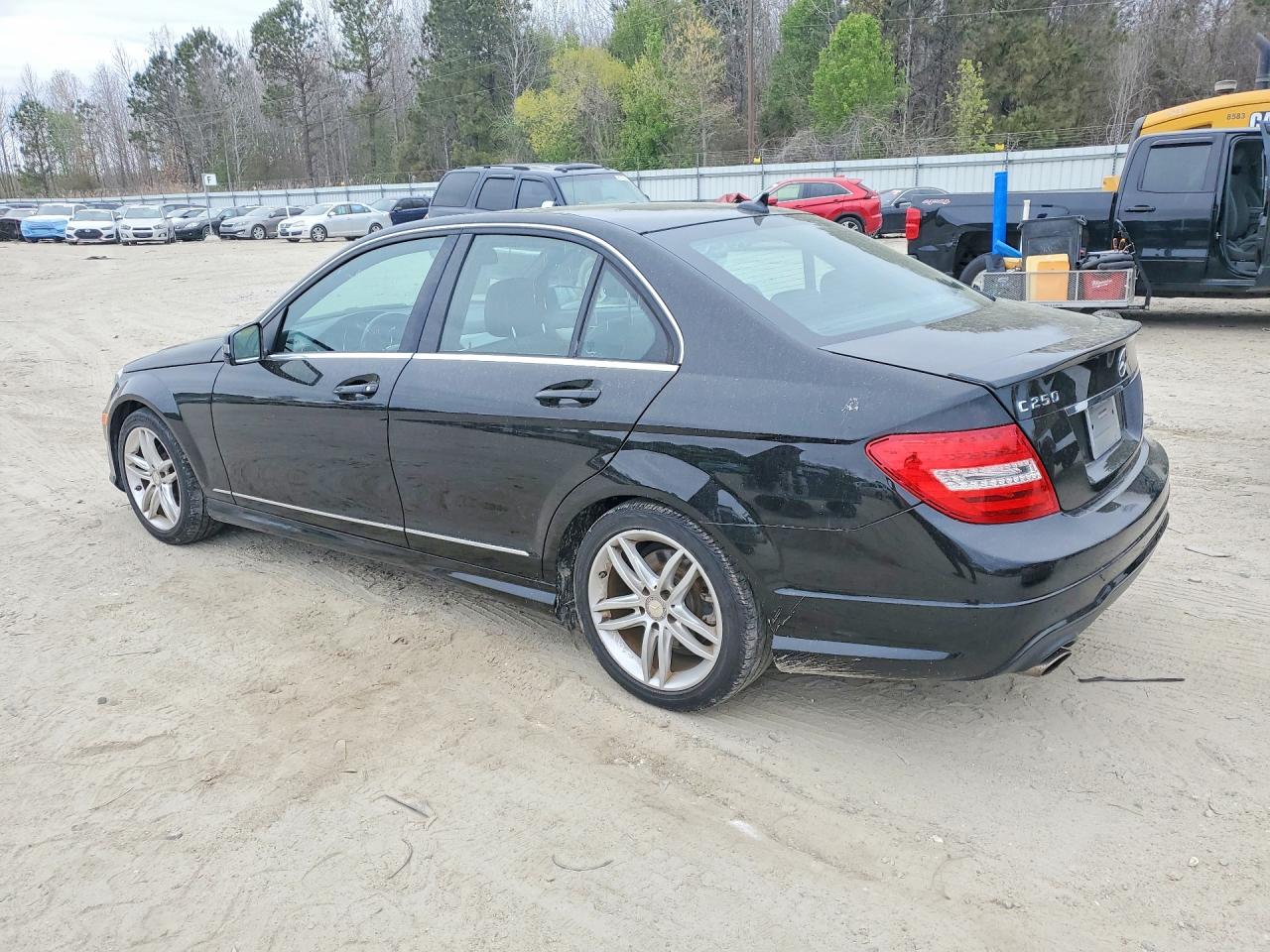 2014 MERCEDES-BENZ C 250 photo 4