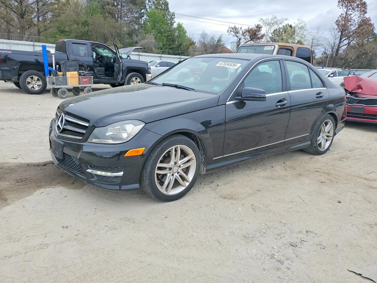 2014 MERCEDES-BENZ C
