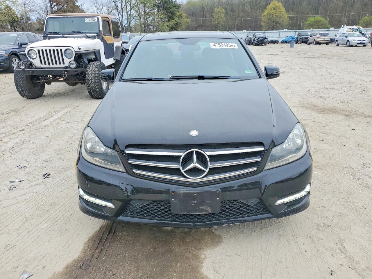 2014 MERCEDES-BENZ C 250 photo 13