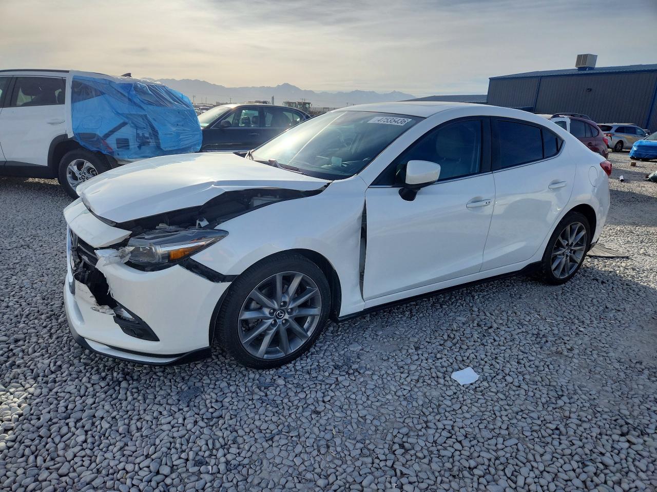 2018 MAZDA 3