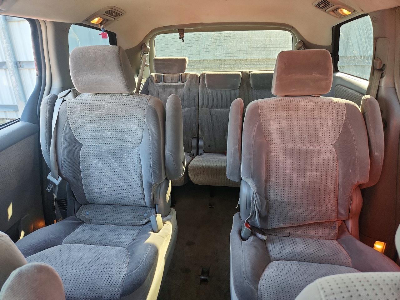 2008 TOYOTA SIENNA LE 7-PASSENGER photo 19