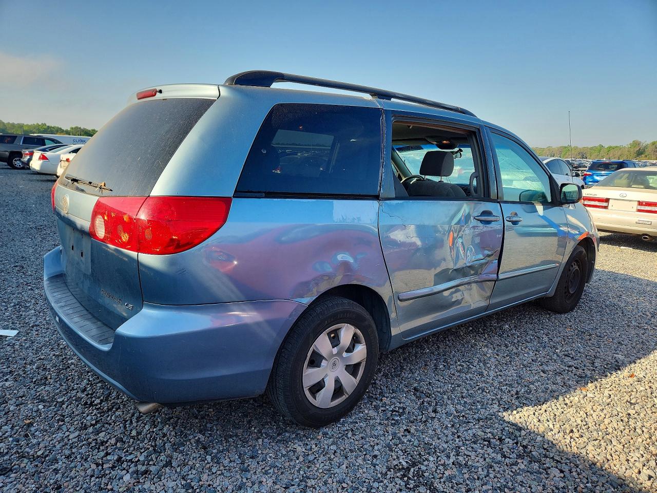 2008 TOYOTA SIENNA LE 7-PASSENGER photo 5