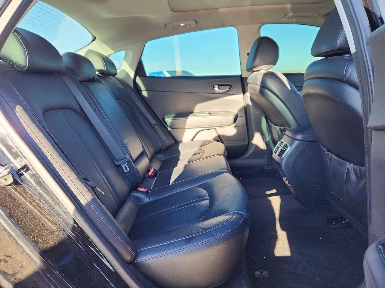2018 KIA OPTIMA SX TURBO photo 28