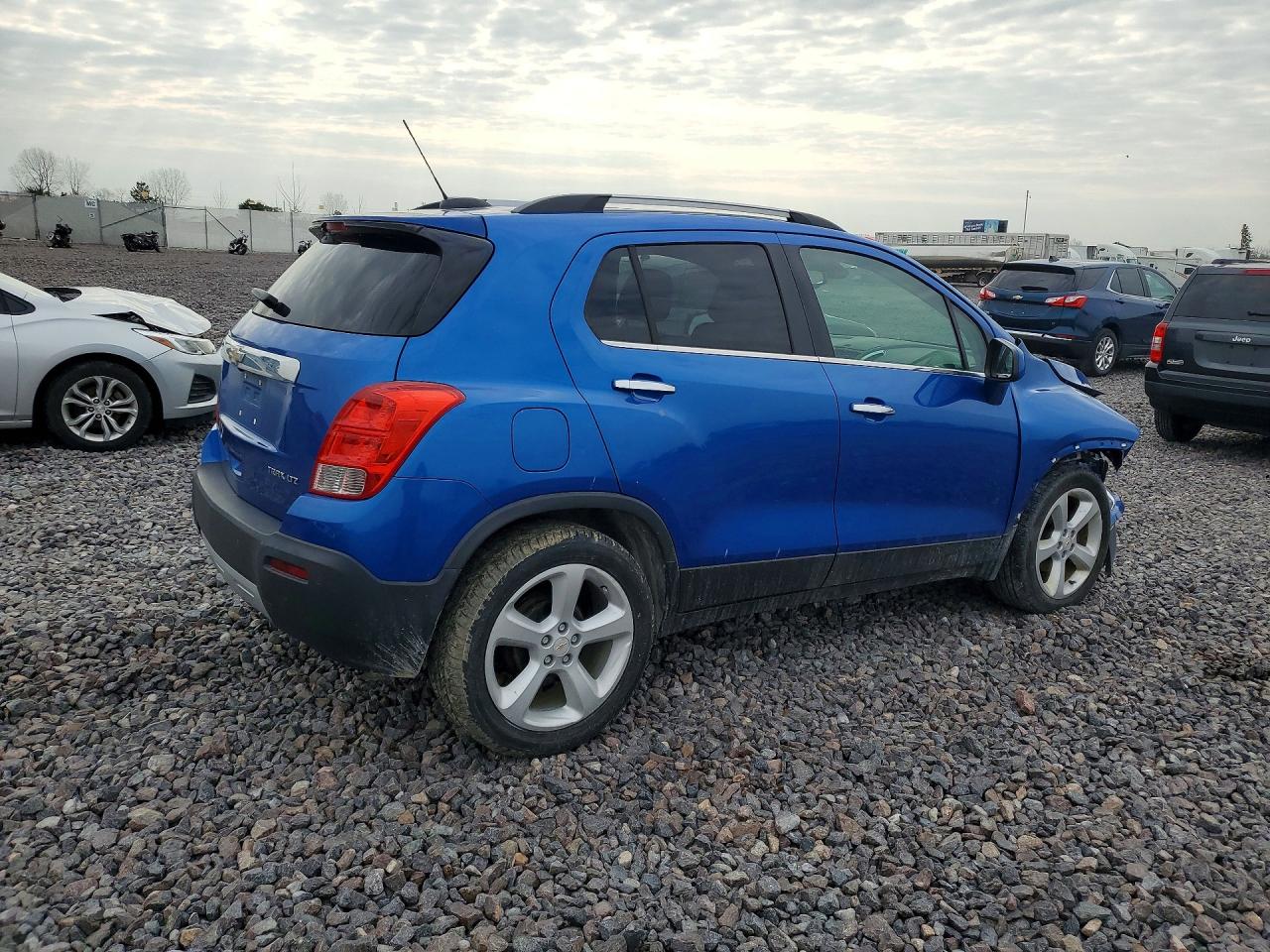 2015 CHEVROLET TRAX LTZ photo 5