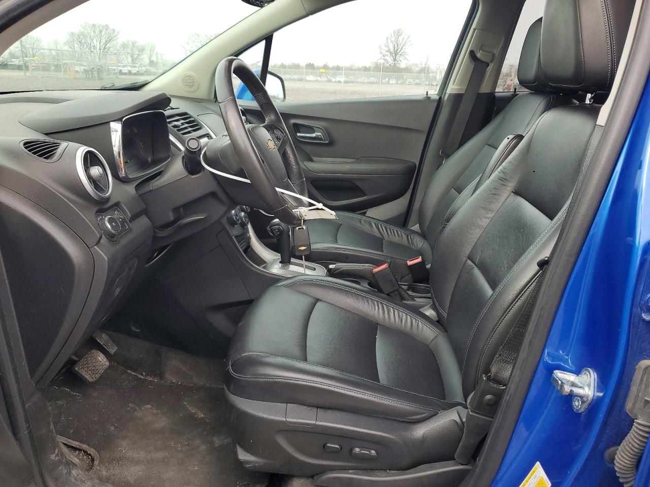 2015 CHEVROLET TRAX LTZ photo 13