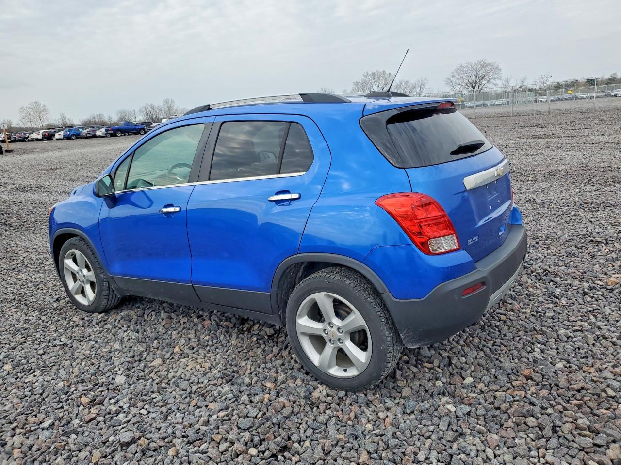2015 CHEVROLET TRAX LTZ photo 3