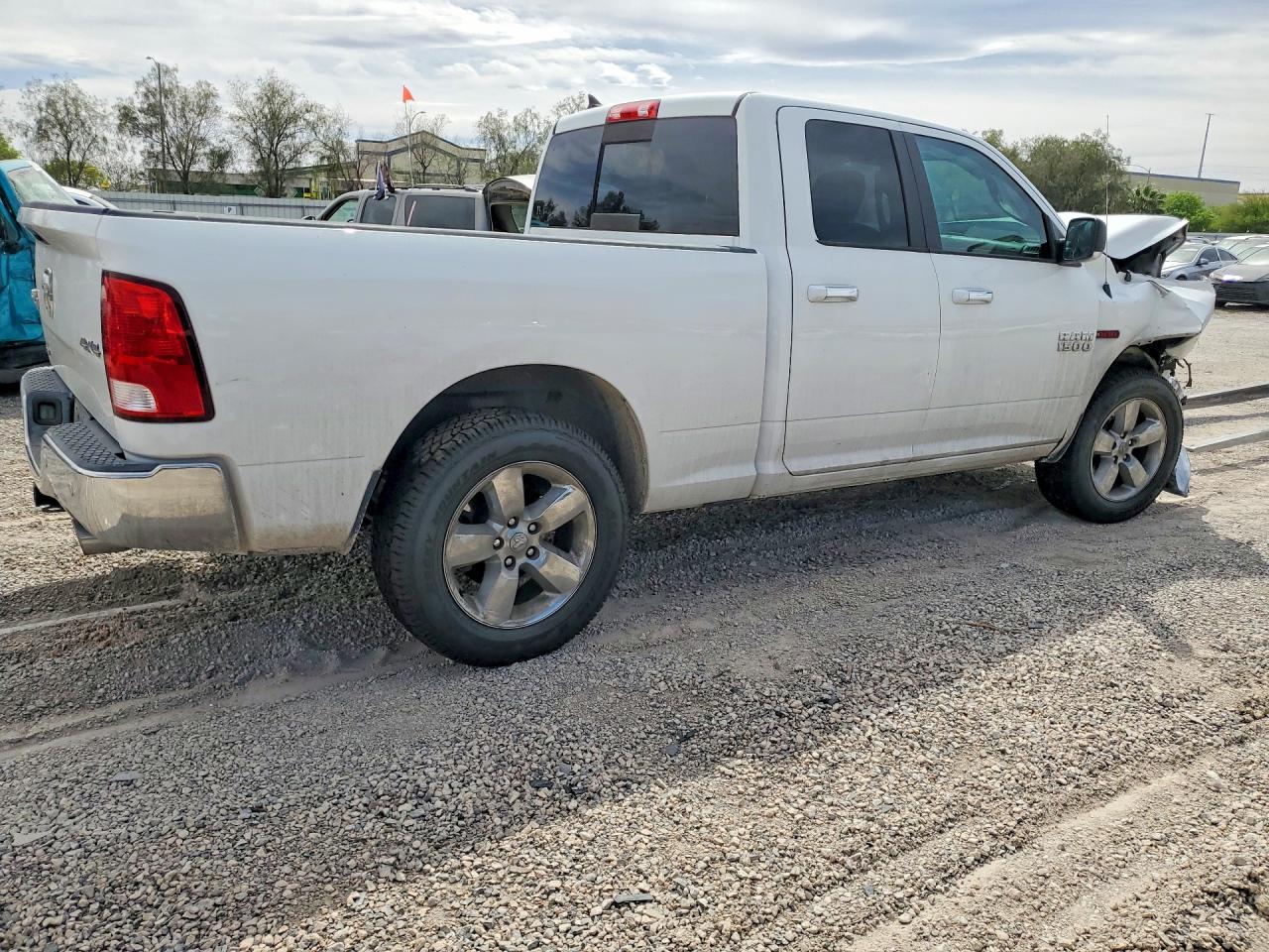 2018 RAM 1500 SLT photo 7