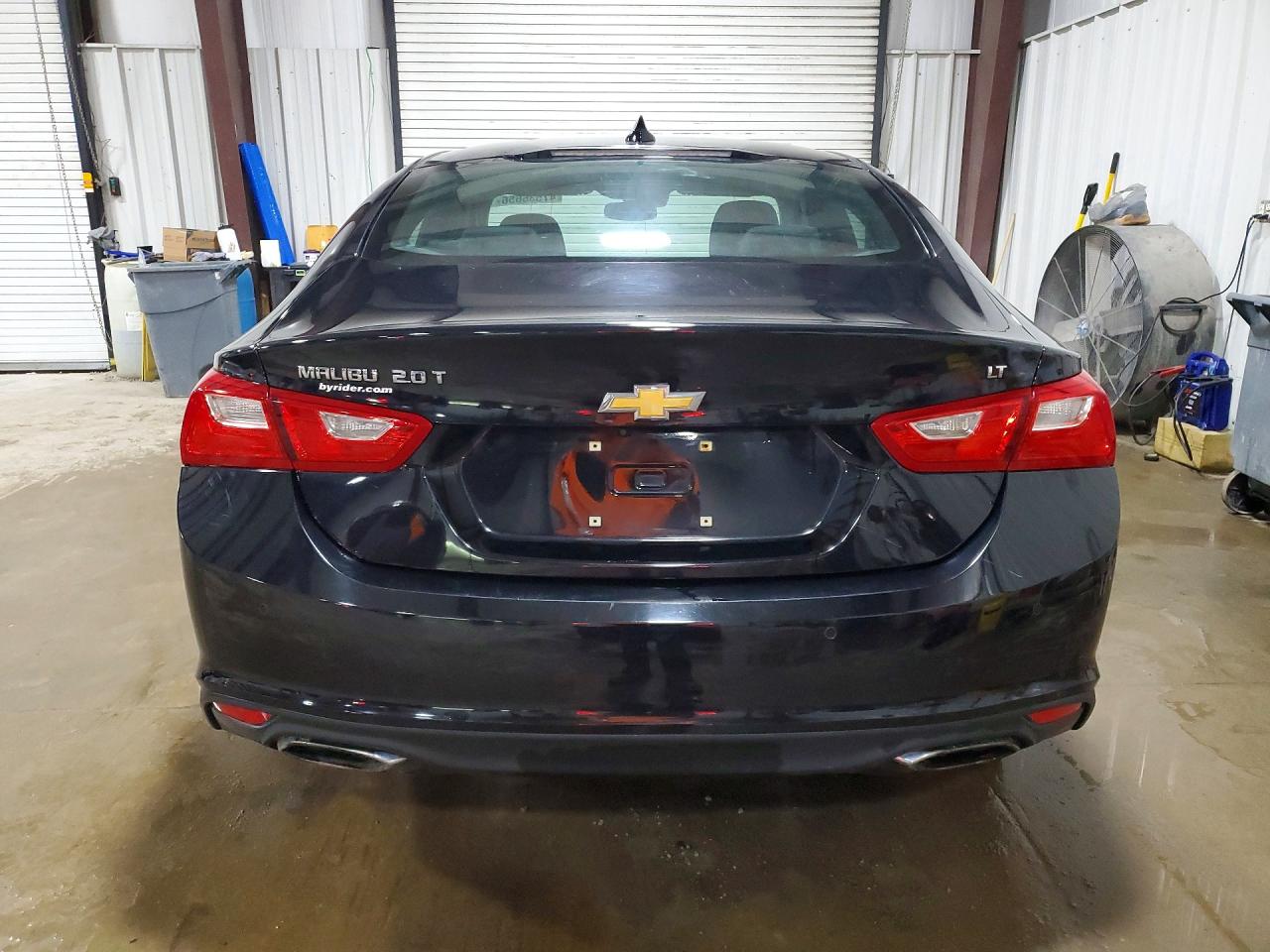 2016 CHEVROLET MALIBU LT photo 11
