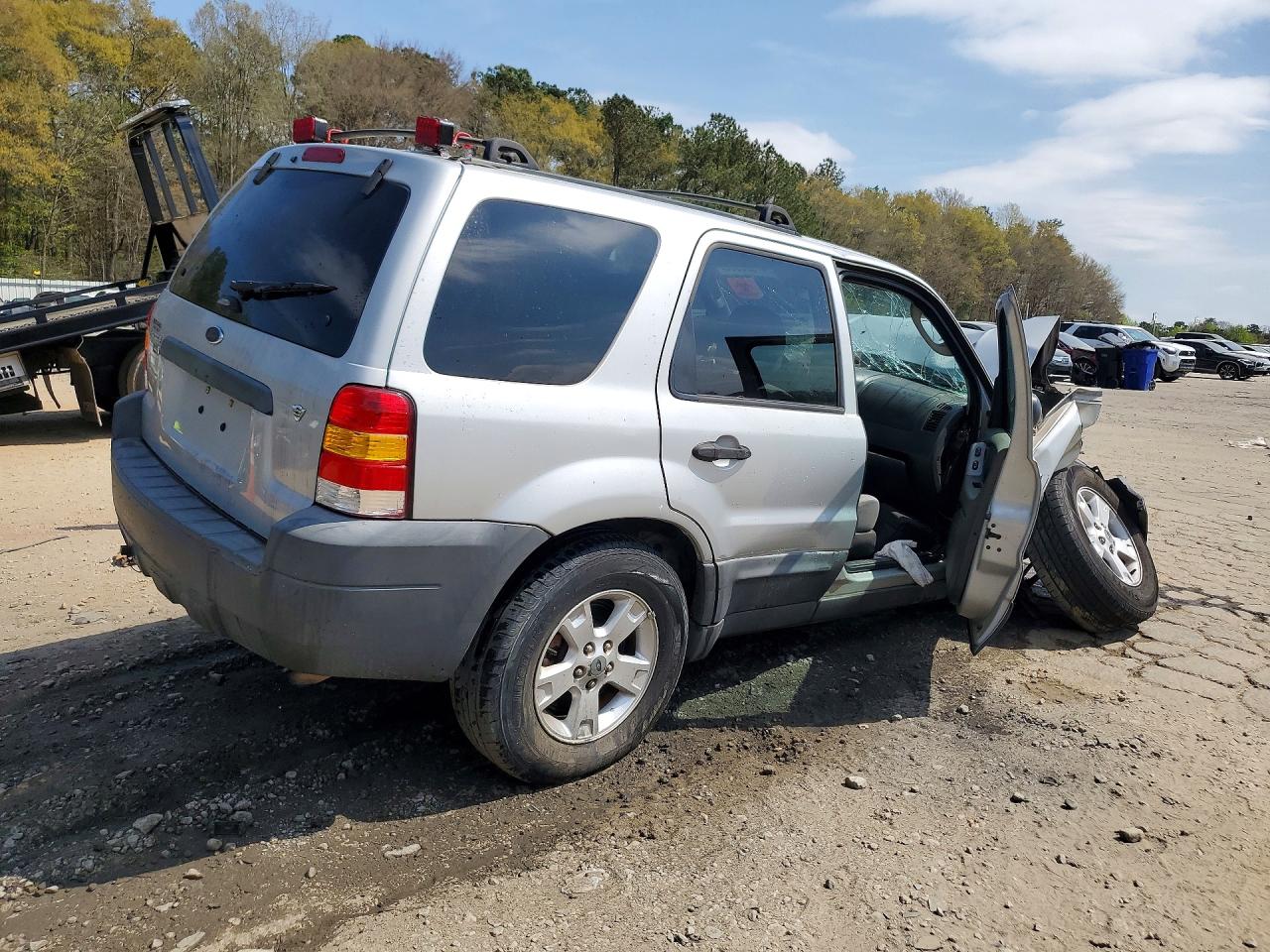 2005 FORD ESCAPE XLT photo 5