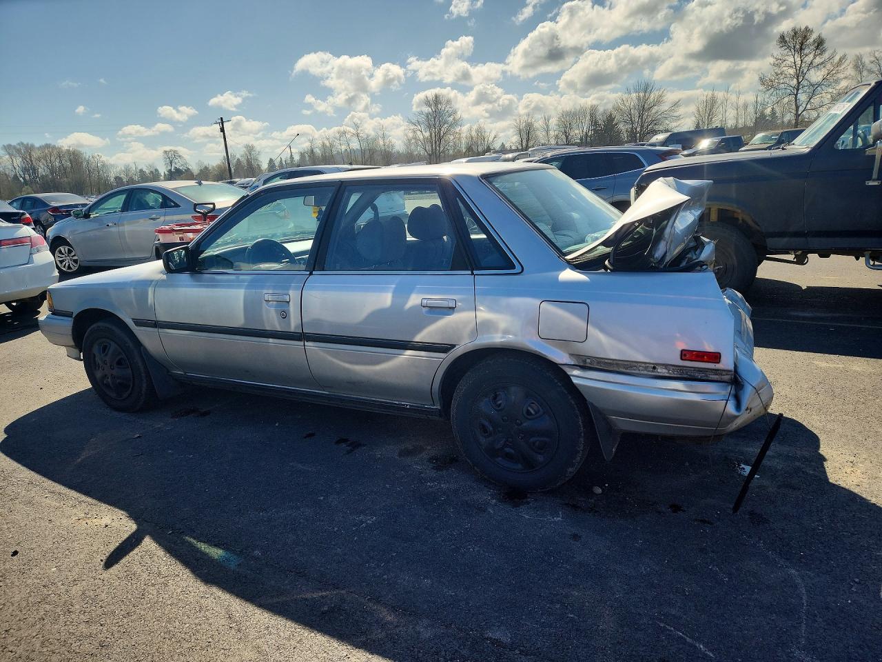1991 TOYOTA CAMRY DELUXE photo 3
