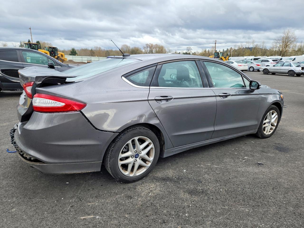 2013 FORD FUSION SE photo 5