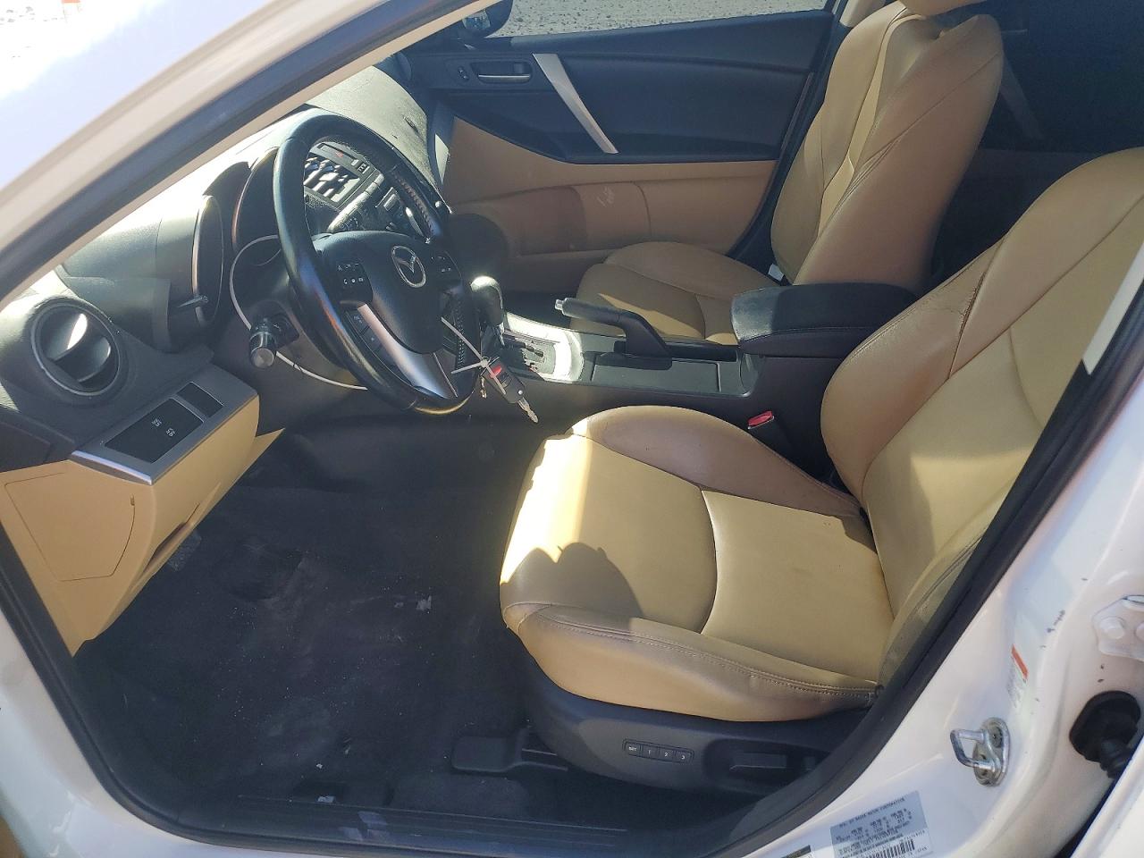 2010 MAZDA 3 S photo 13