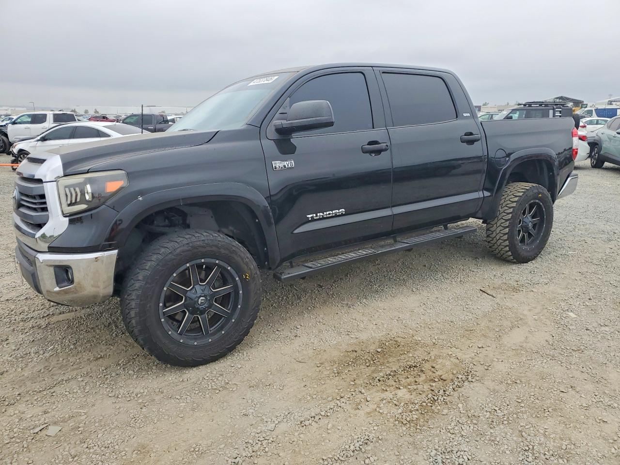 2014 TOYOTA TUNDRA