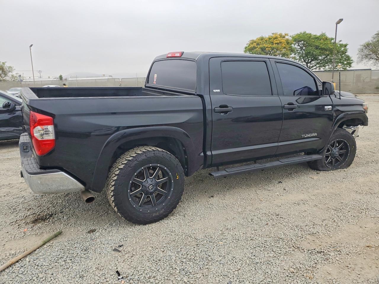 2014 TOYOTA TUNDRA SR5 photo 3