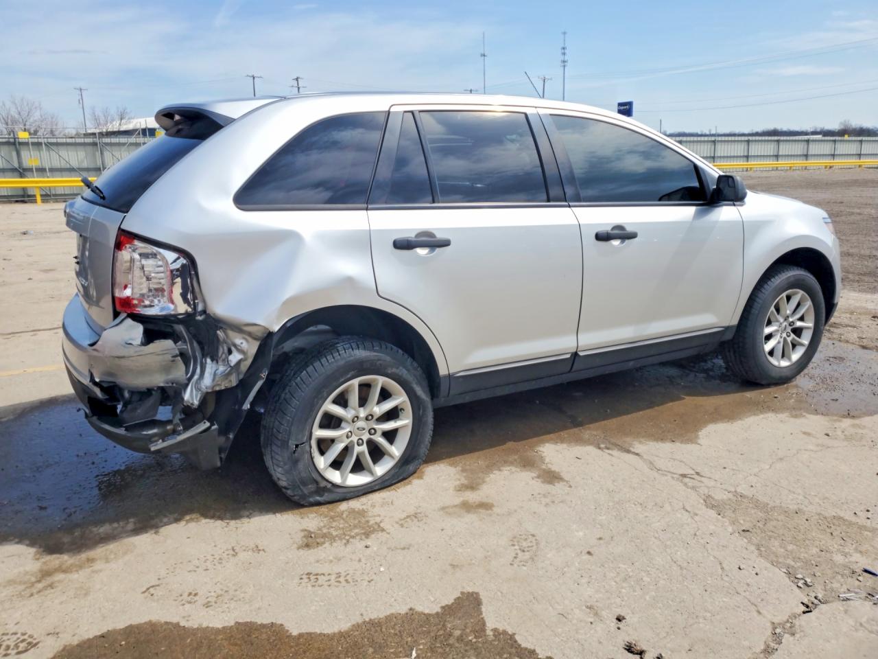 2014 FORD EDGE SE photo 5