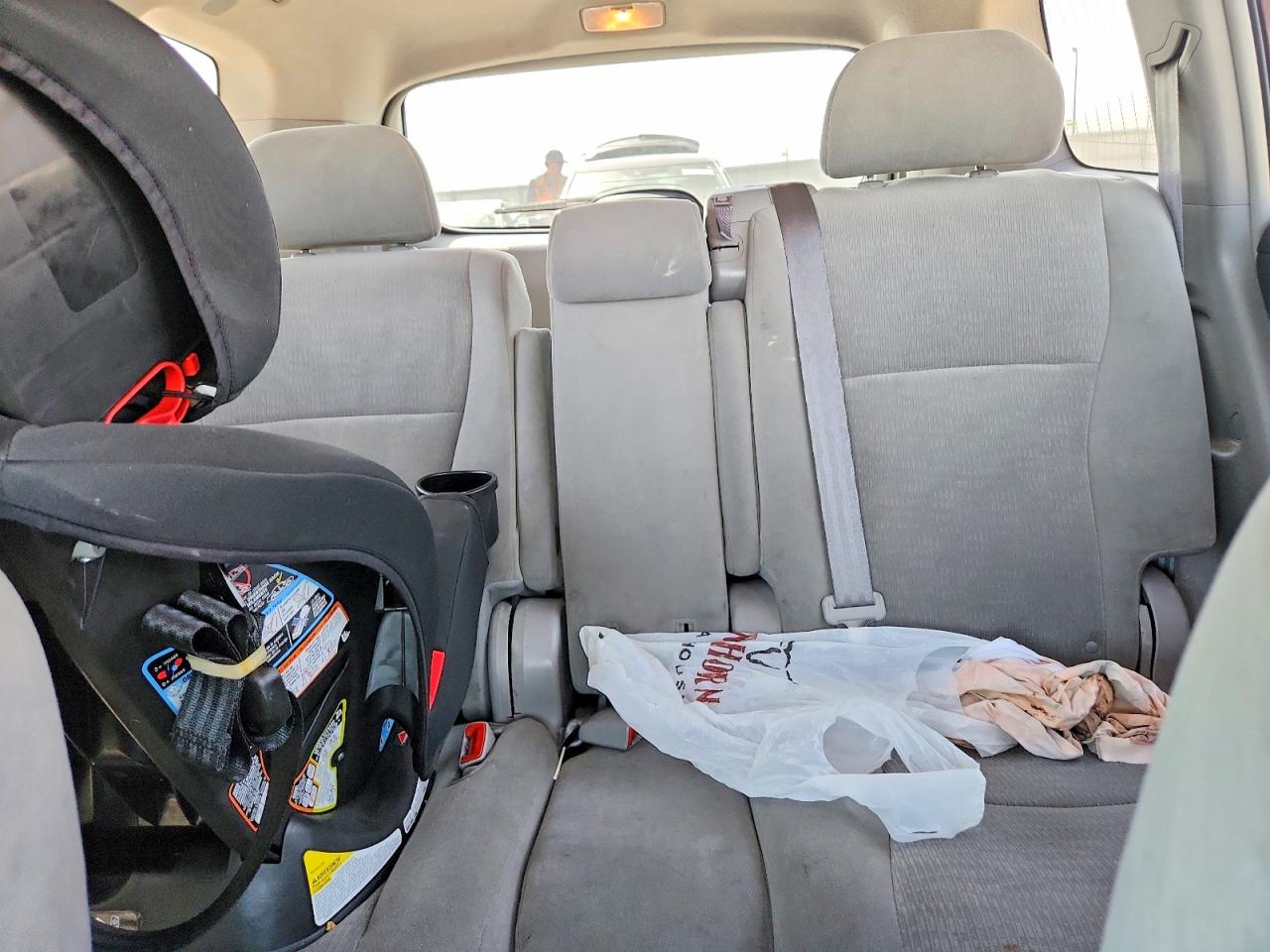 2013 TOYOTA HIGHLANDER PLUS photo 28