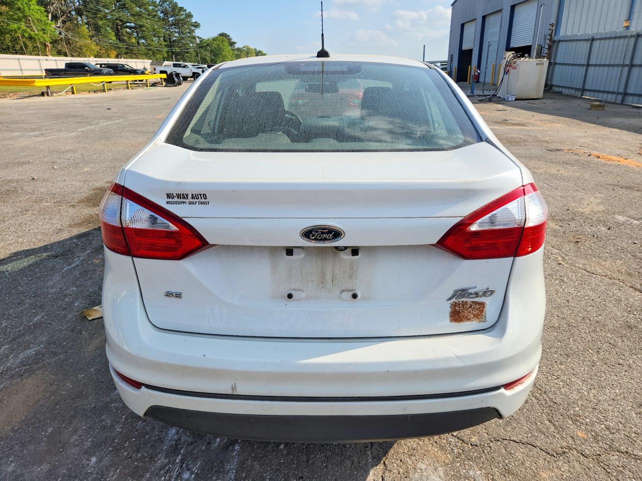 2018 FORD FIESTA SE photo 6