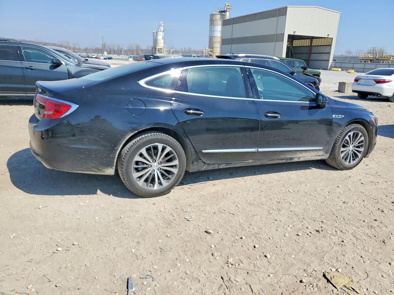 2017 BUICK LACROSSE ESSENCE photo 3
