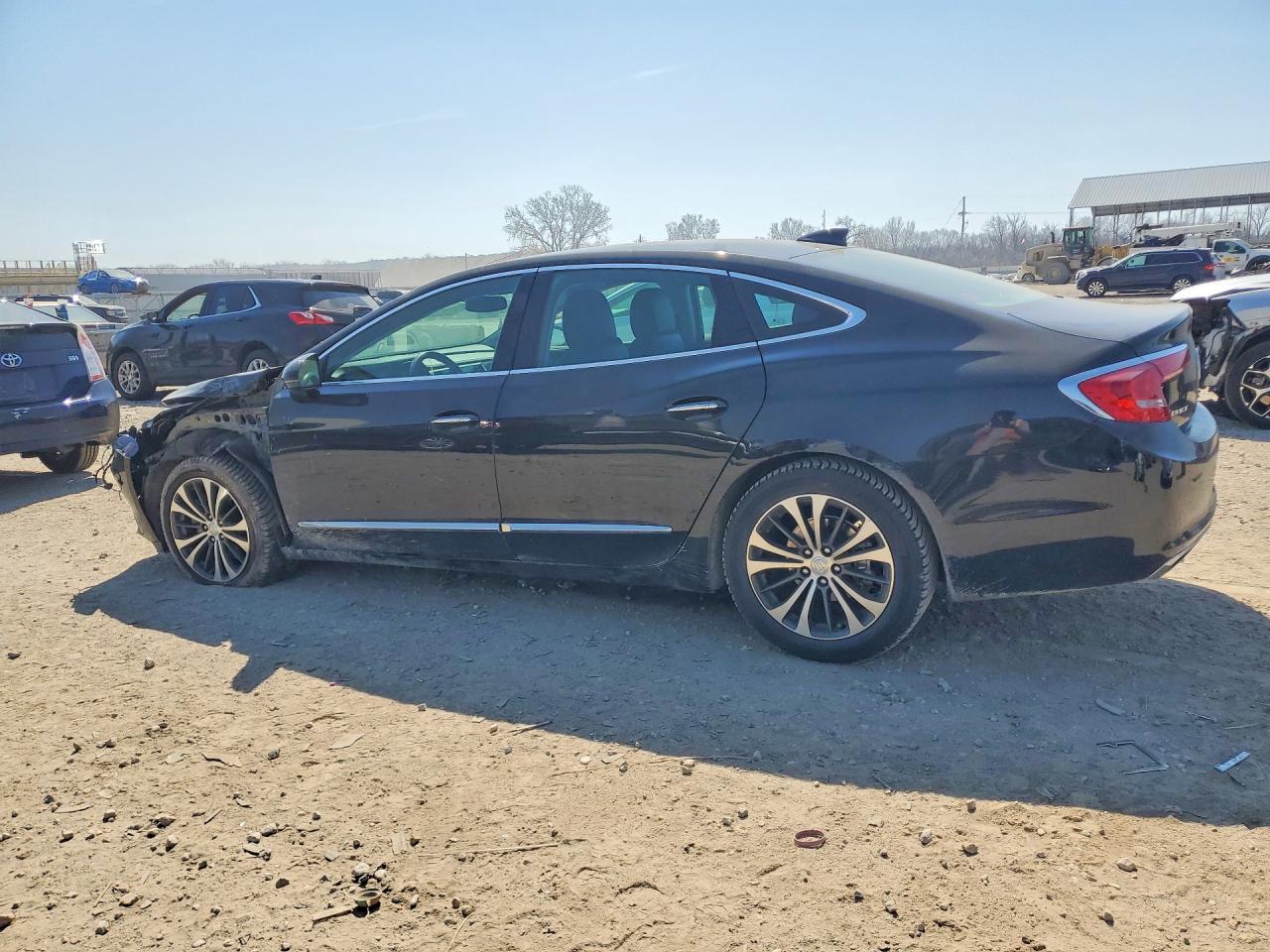 2017 BUICK LACROSSE ESSENCE photo 2