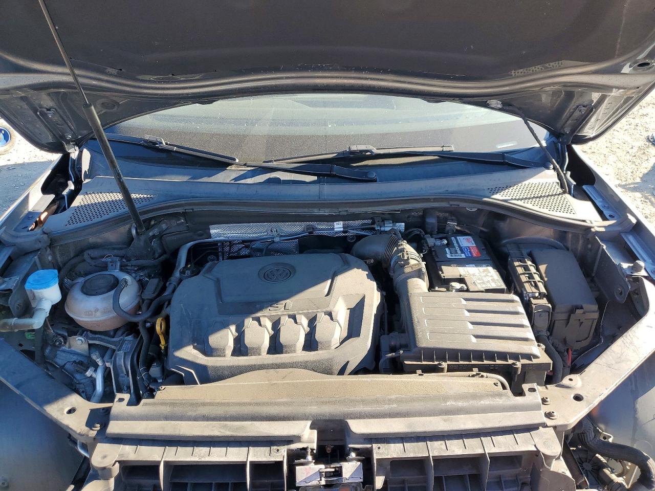 2020 VOLKSWAGEN TIGUAN S photo 23