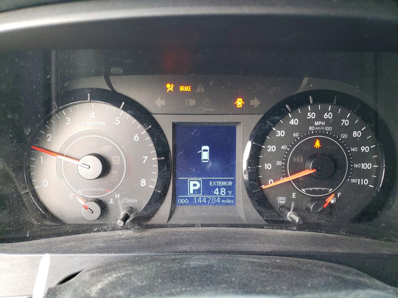 2016 TOYOTA SIENNA LE 8-PASSENGER photo 17