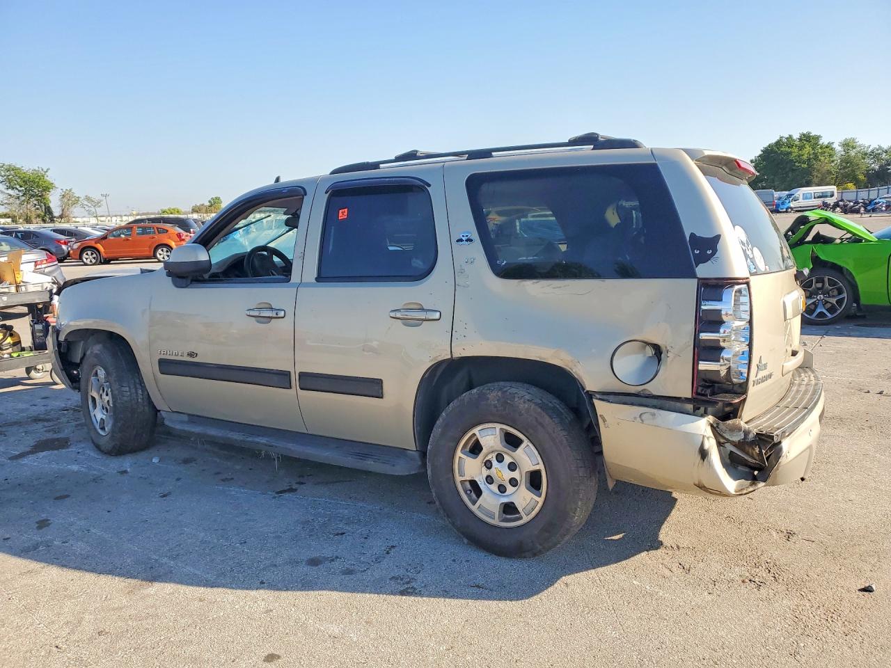 2012 CHEVROLET TAHOE C1500 LT photo 2