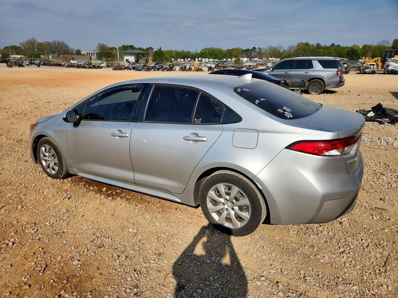 2020 TOYOTA COROLLA LE photo 3