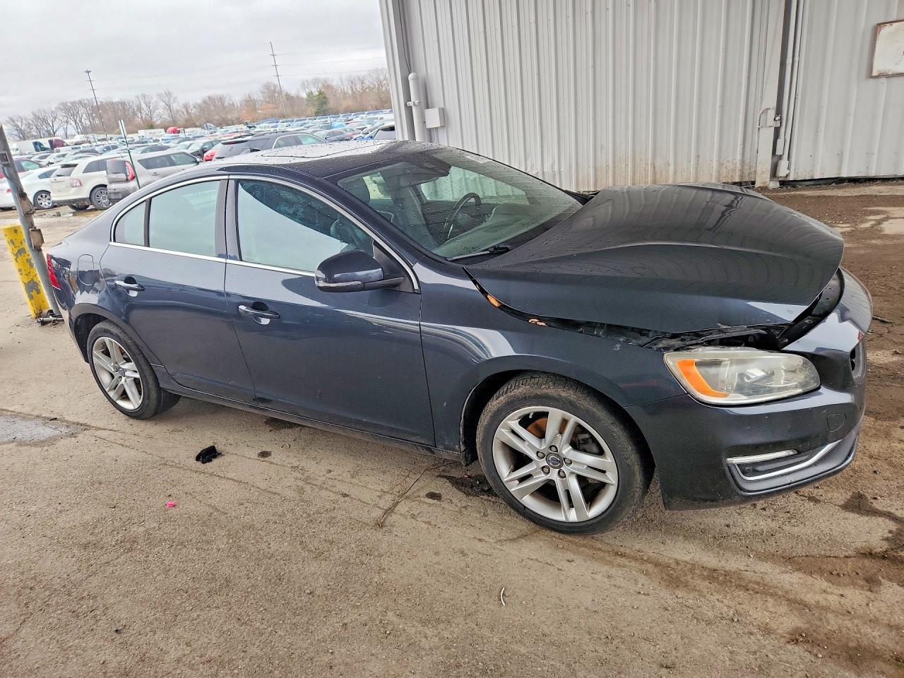 2015 VOLVO S60 PLATINUM photo 7