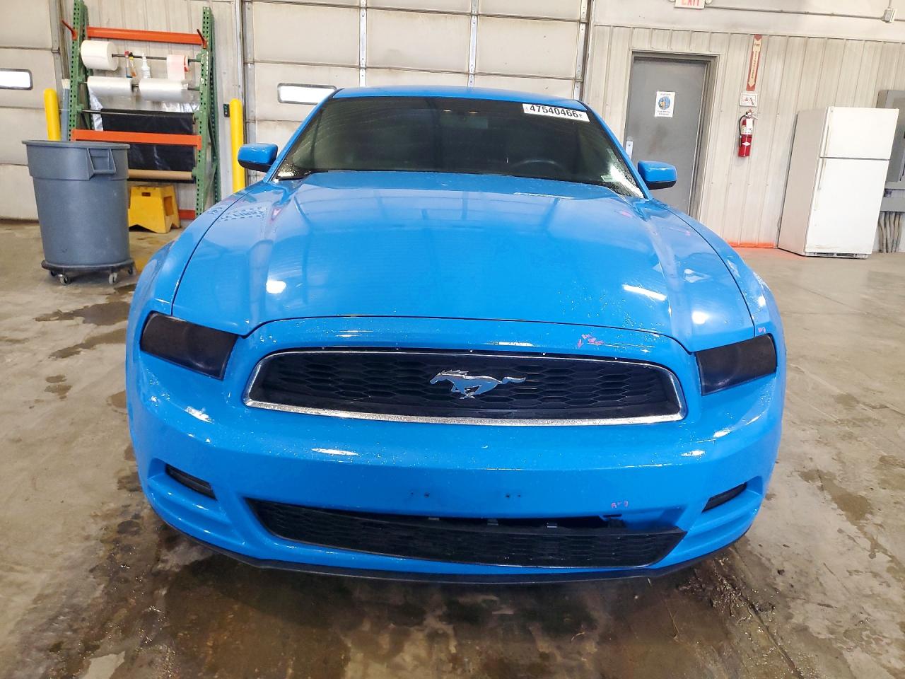 2014 FORD MUSTANG photo 5