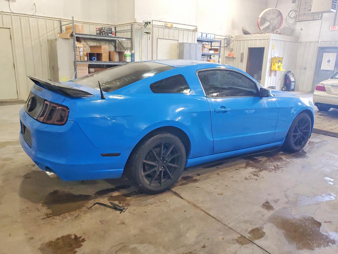 2014 FORD MUSTANG photo 3