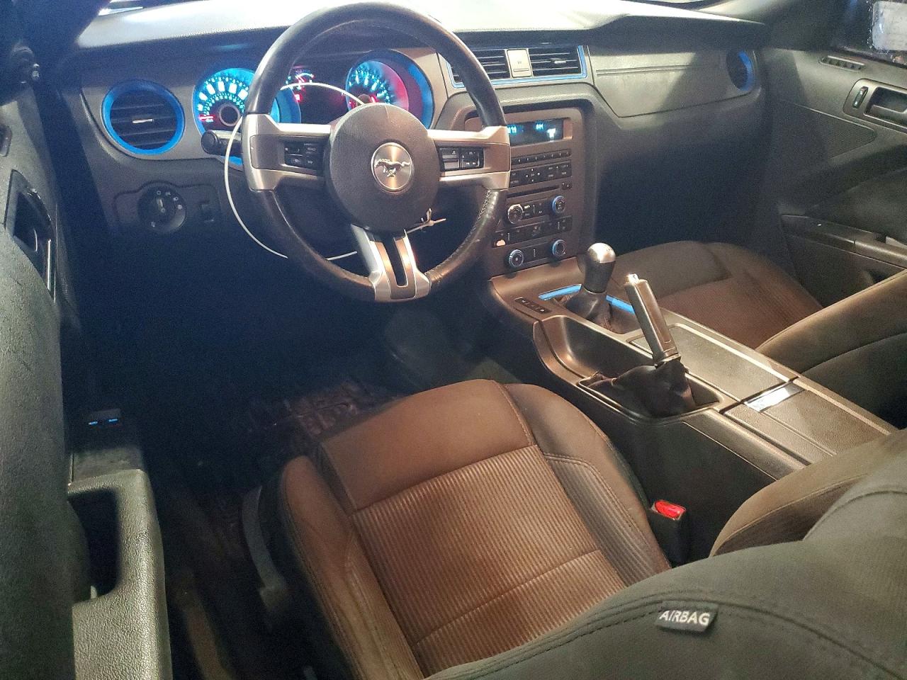 2014 FORD MUSTANG photo 8