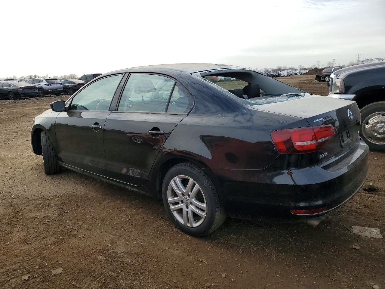 2018 VOLKSWAGEN JETTA S photo 2