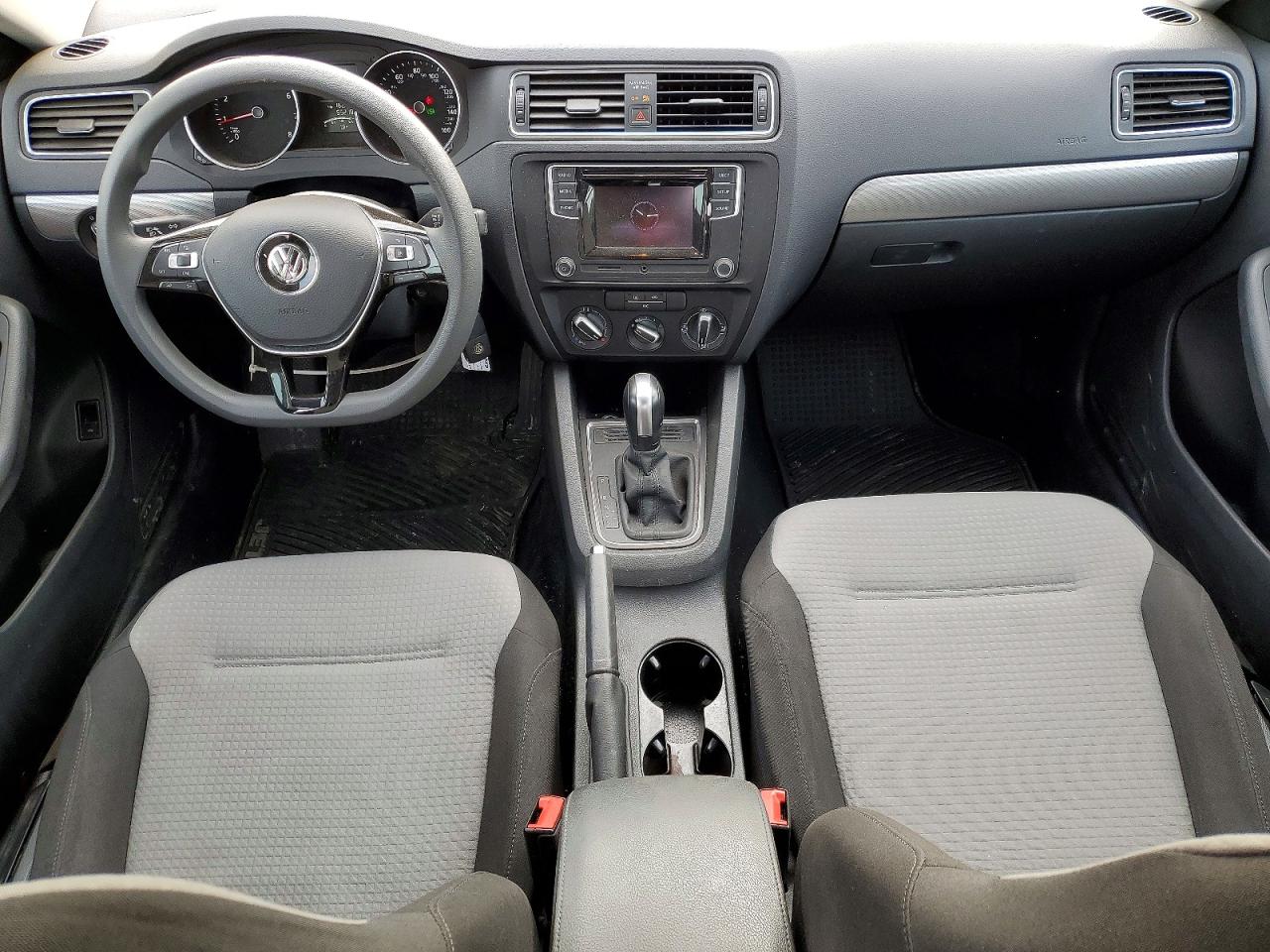 2018 VOLKSWAGEN JETTA S photo 8