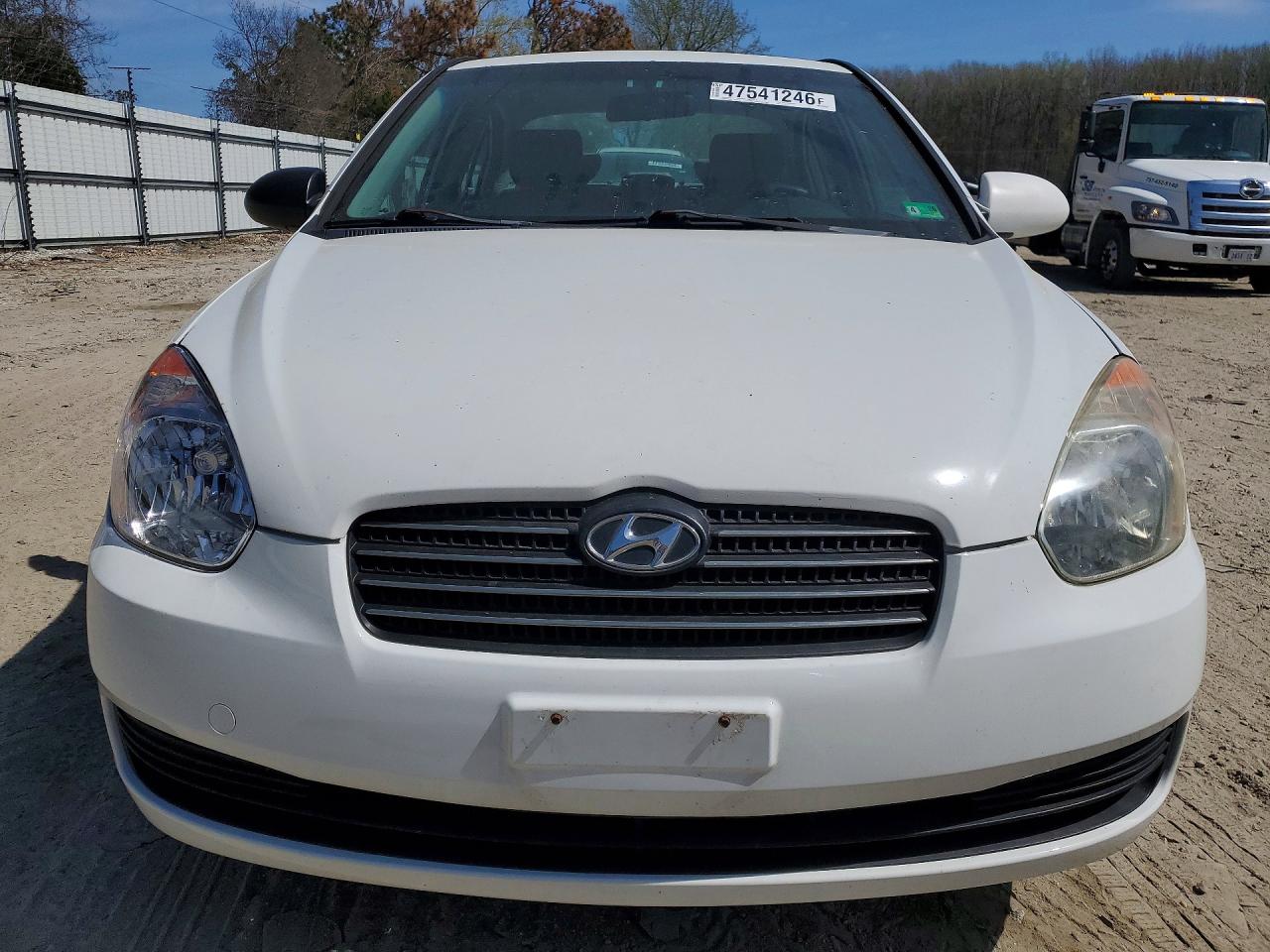2009 HYUNDAI ACCENT GLS photo 5