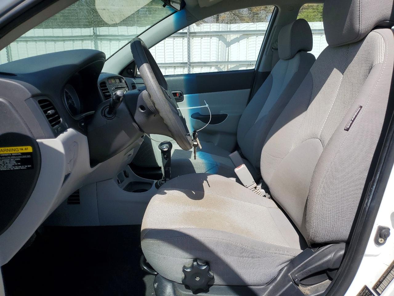 2009 HYUNDAI ACCENT GLS photo 7
