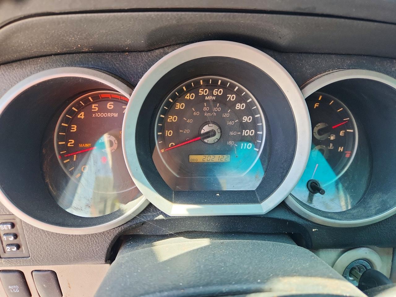 2006 TOYOTA 4RUNNER LIMITED photo 9