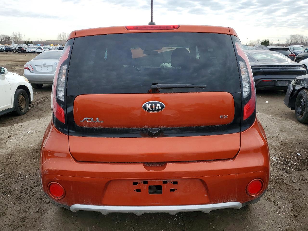 2018 KIA SOUL + photo 16