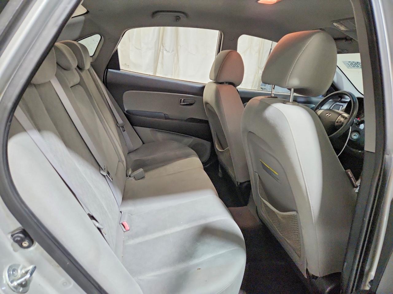 2010 HYUNDAI ELANTRA GLS photo 10