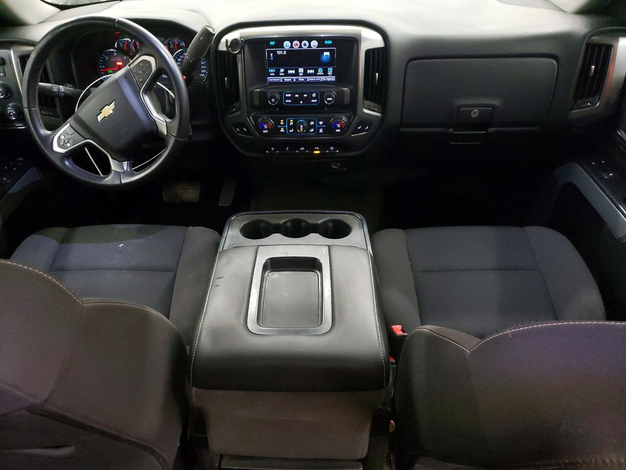 2017 CHEVROLET SILVERADO K1500 LT photo 8