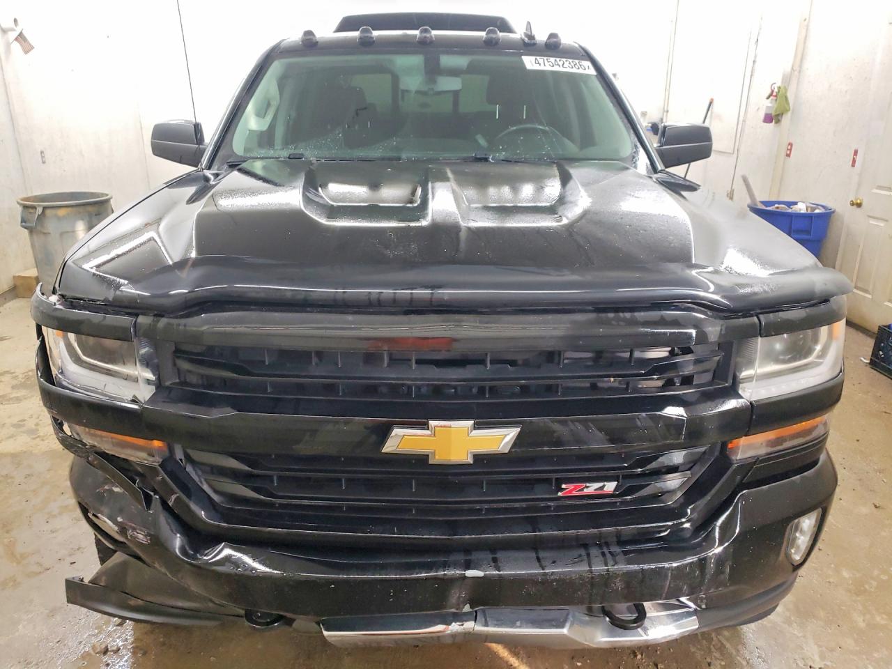 2017 CHEVROLET SILVERADO K1500 LT photo 5