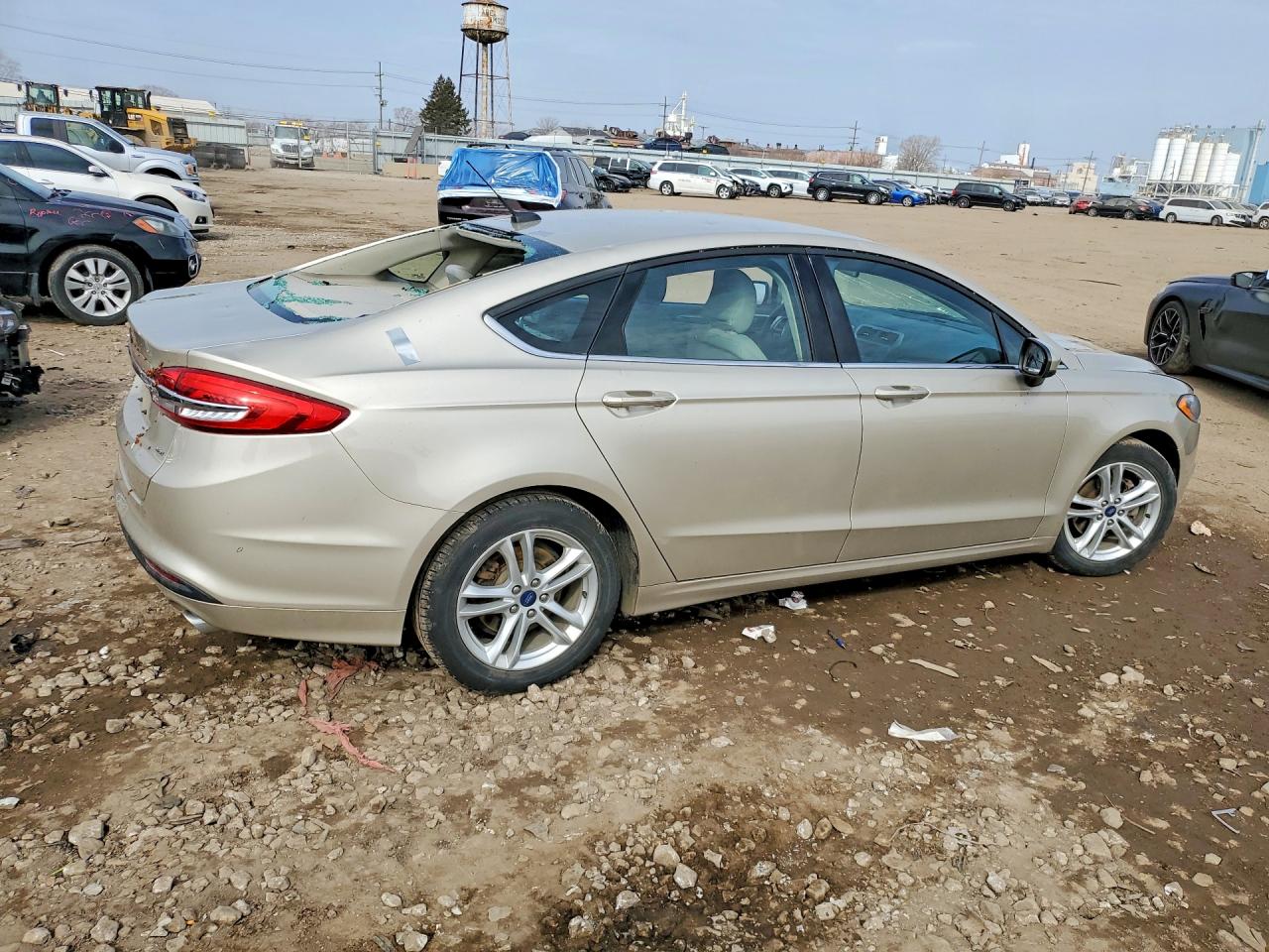 2018 FORD FUSION SE photo 3