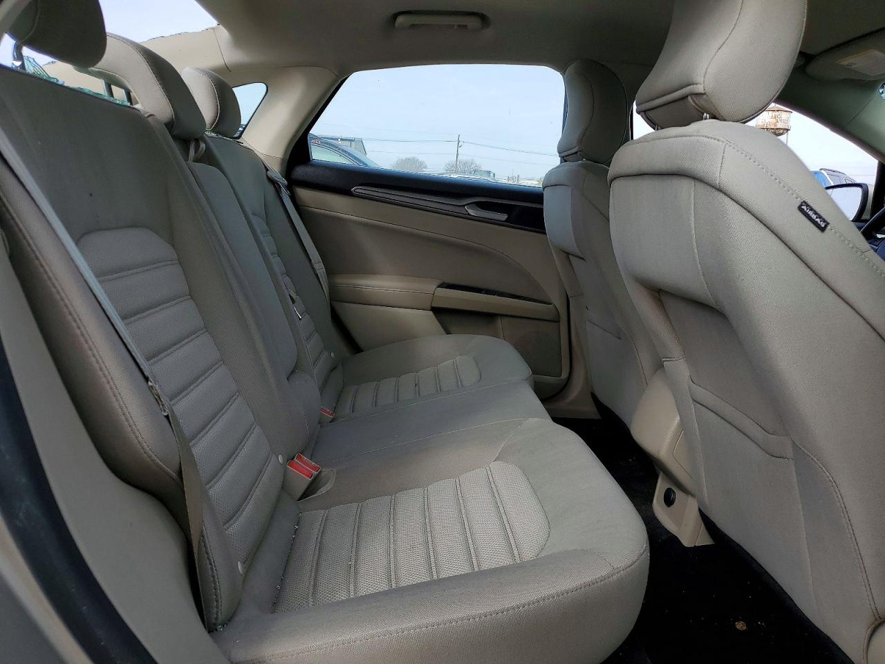 2018 FORD FUSION SE photo 10