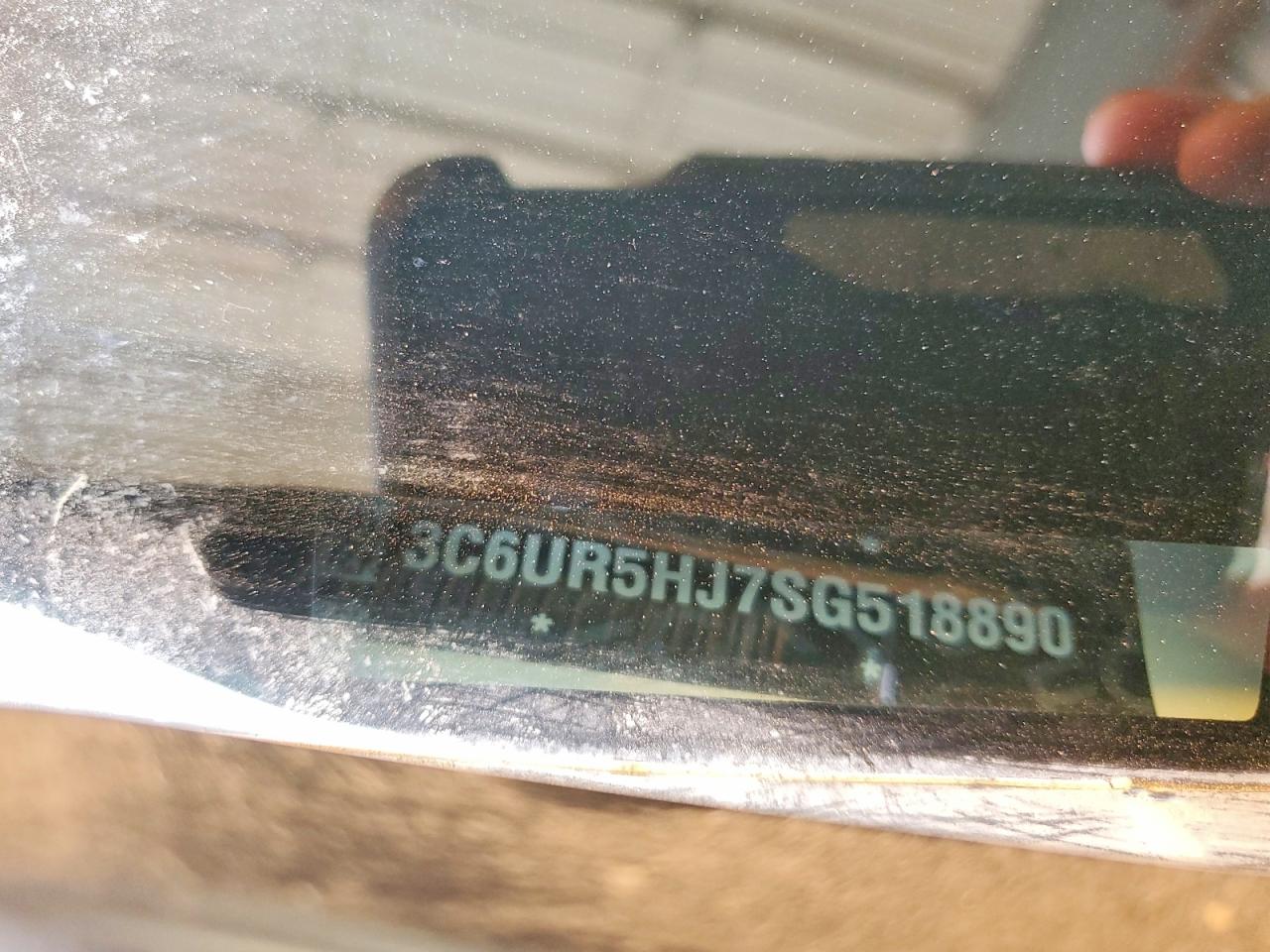 2025 RAM 2500 TRADESMAN photo 37
