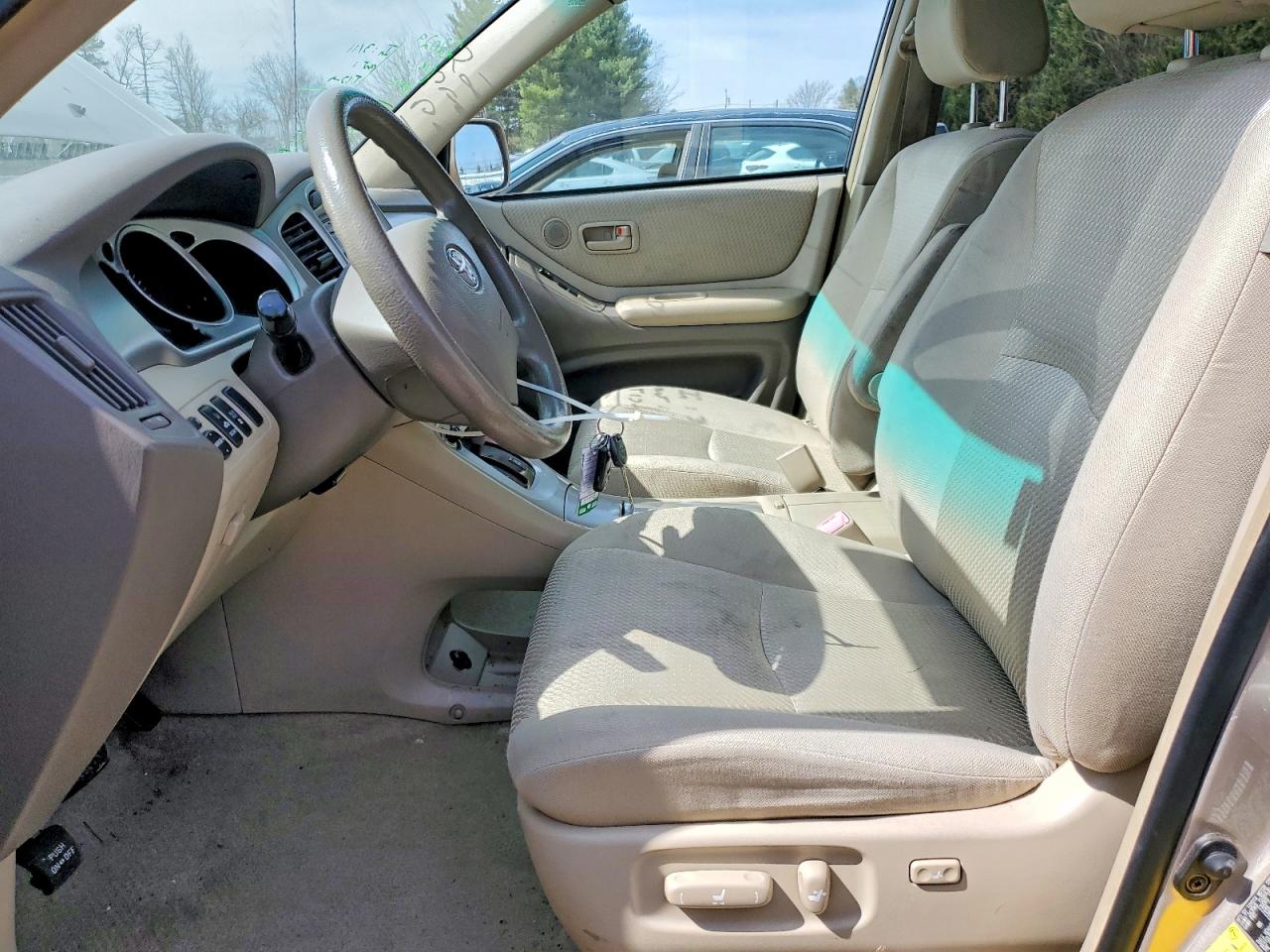 2007 TOYOTA HIGHLANDER BASE photo 13