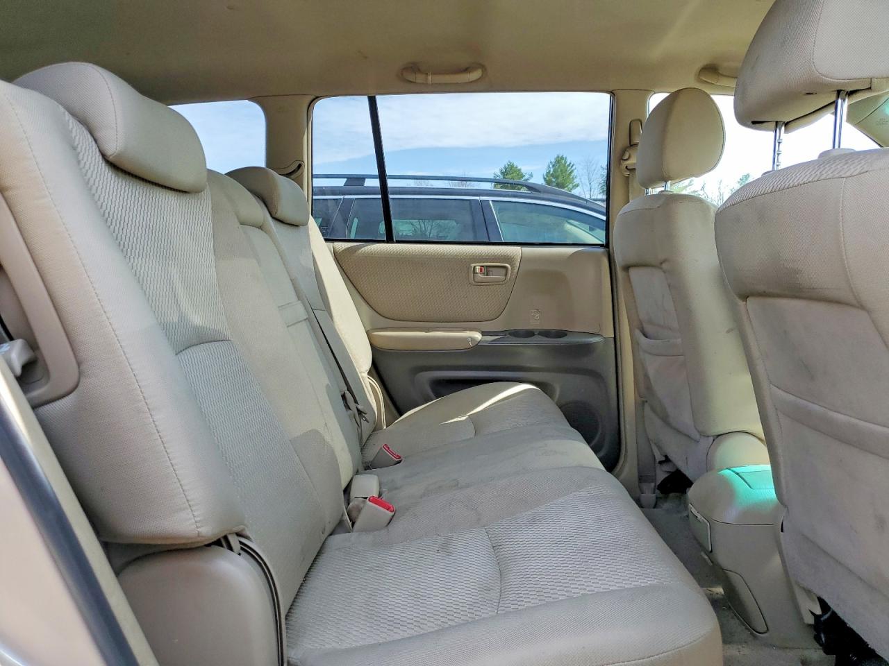 2007 TOYOTA HIGHLANDER BASE photo 21