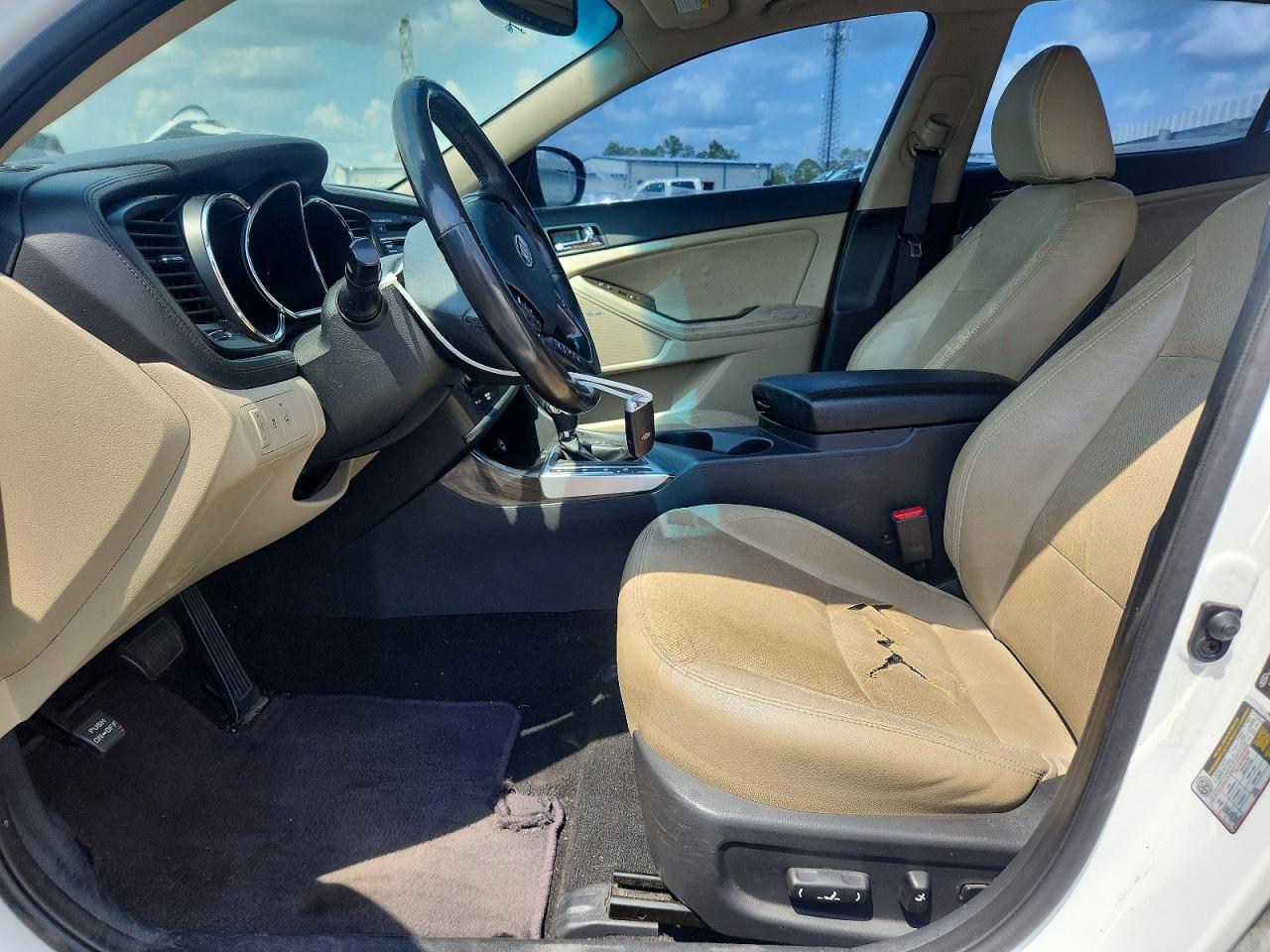 2012 KIA OPTIMA photo 7