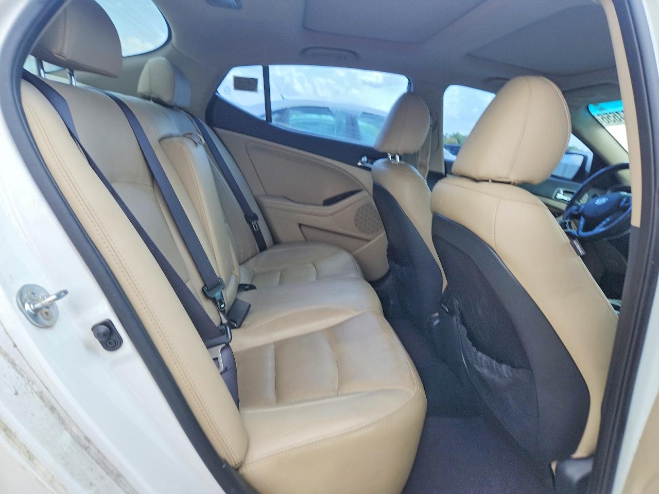 2012 KIA OPTIMA photo 10